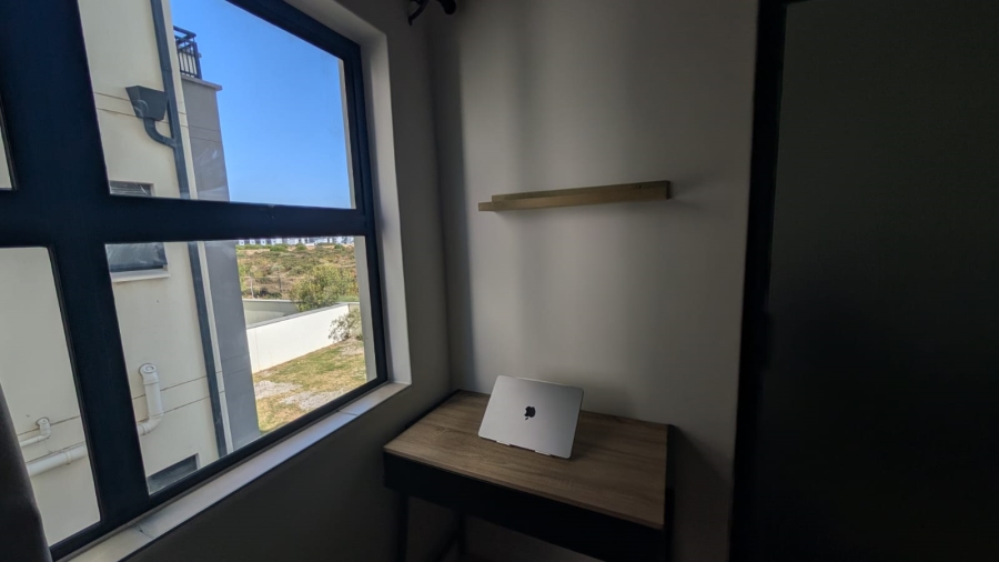 To Let 2 Bedroom Property for Rent in Sandown Western Cape